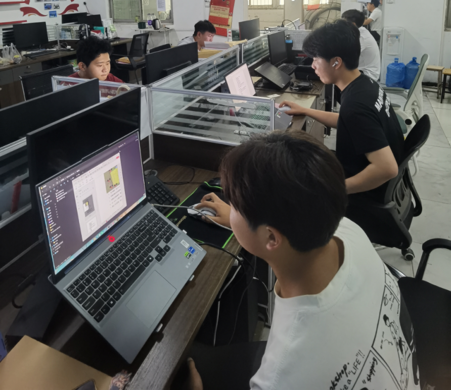 喜報(bào)！我校9名學(xué)子在2025年河南省大學(xué)生測(cè)繪學(xué)科創(chuàng)新創(chuàng)業(yè)智能大賽中斬獲佳績(jī)